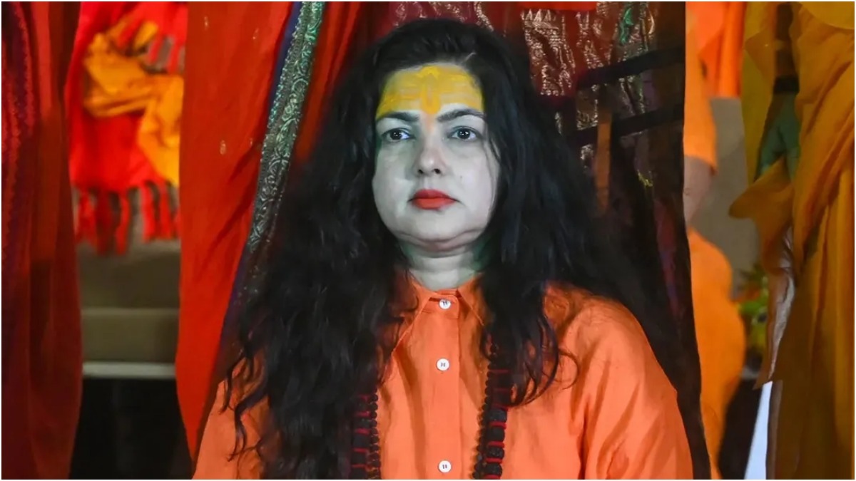 Mamta Kulkarni resigns from Mahamandaleshwar post; says she will continue to be 'Sadhvi' | WATCH