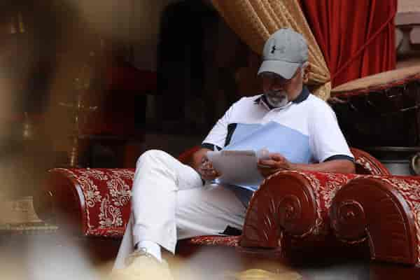 Mani Ratnam on the sets of Ponniyin Selvan