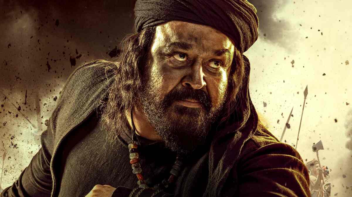 New Marakkar: Arabikadalinte Simham poster sees Mohanlal put on his game face