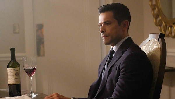 Mark Consuelos, who plays Hiram Lodge on Riverdale, steps down from role