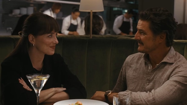 Dakota Johnson and Pedro Pascal in Materialists