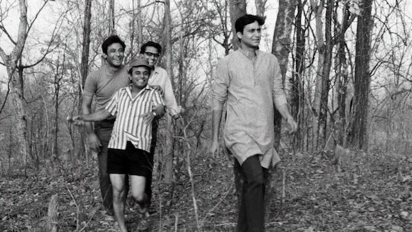Still from Aranyer Din Ratri.