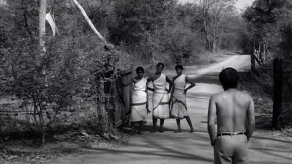 Still from Aranyer Din Ratri.