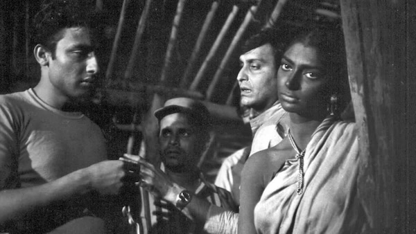 Still from Aranyer Din Ratri.
