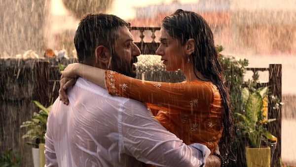 Still from Chekka Chivantha Vaanam.