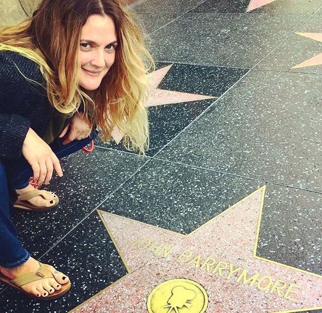 In which year did she receive a star on Hollywood's Walk of Fame?