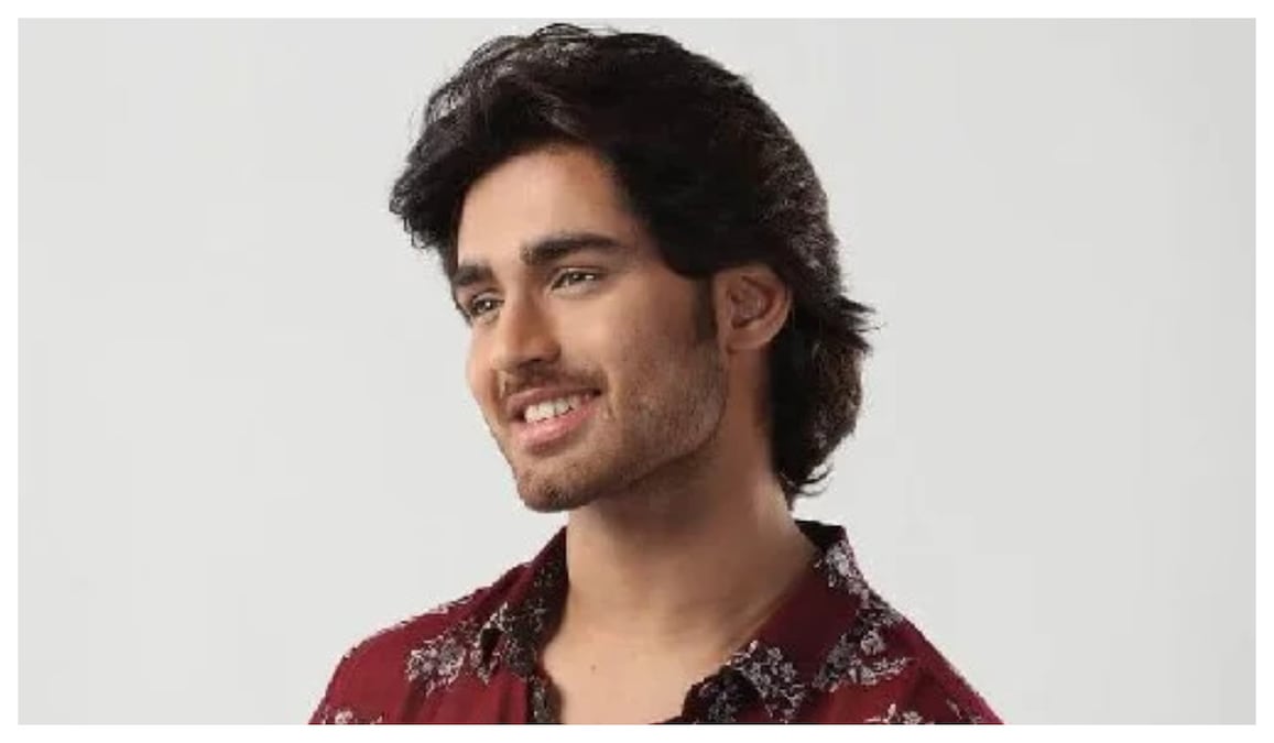 Despite Champion’s failure, Roshan Meka signs his third film, a biggie with THIS director