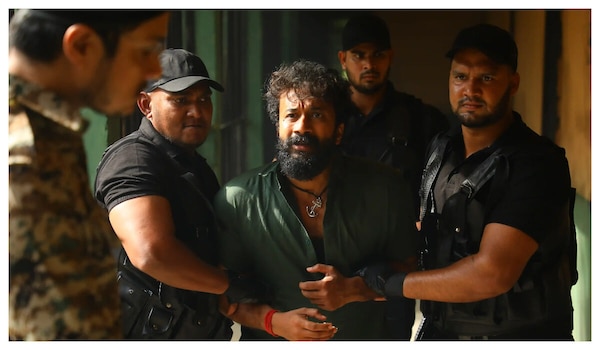 Arabia Kadali review