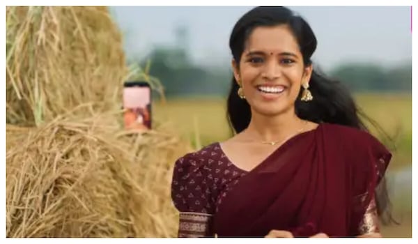 Varshini Reddy in Mothevari Love Story