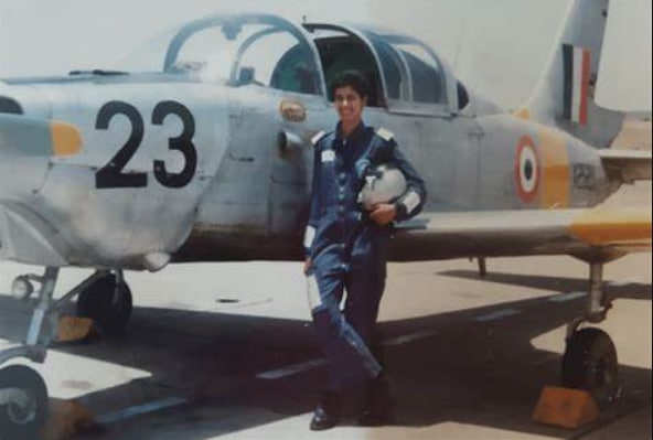 Apart from Gunjan Saxena, a role portrayed by Janhvi Kapoor in the movie ' Gunjan Saxena: The Kargil Girl', who was the other indian women pilot to fly in a war zone during the 1999 Kargil War?