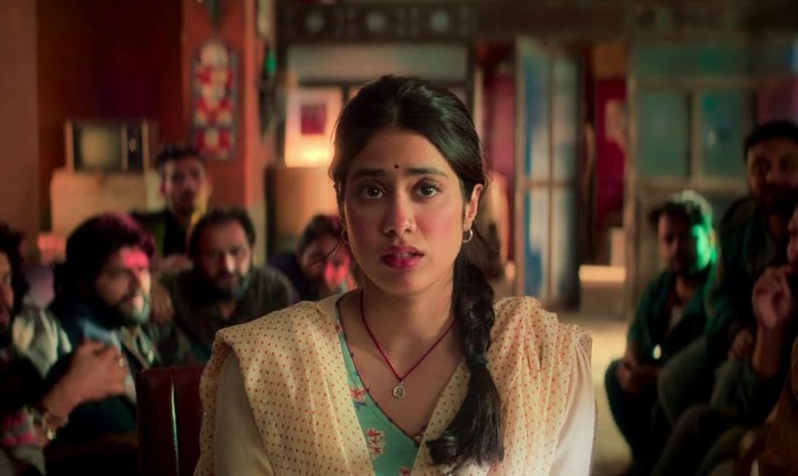 Which Janhvi Kapoor movie is a Hindi remake of the Tamil movie ' Kolamavu Kokila '?