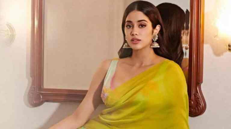 Attempt this ultimate quiz on Bollywood actress Janhvi Kapoor