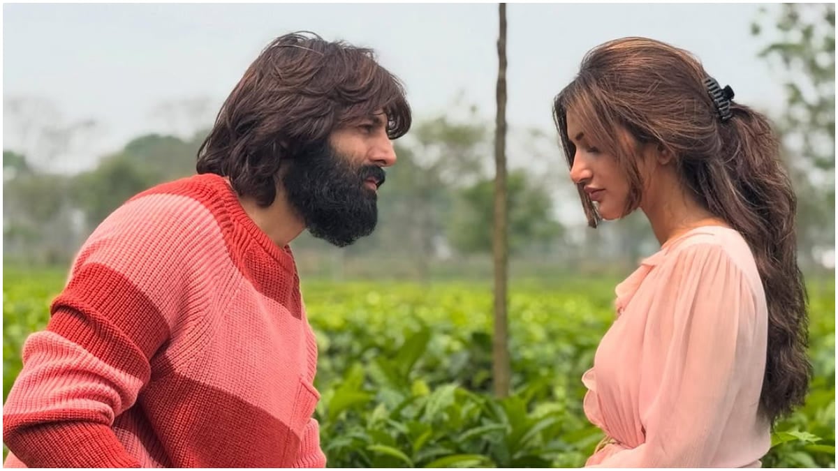 Kartik Aaryan shares a romantic picture with Sreeleela calling her ‘Zindagi’ amid Aashiqui 3 title tug of war - Check out