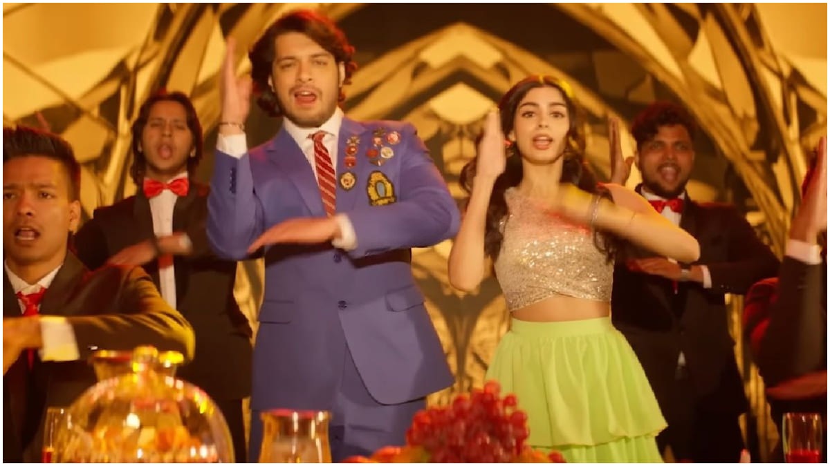 Loveyapa day 1 advance booking: Junaid Khan-Khushi Kapoor’s theatrical debut needs a lot more buzz to have a decent opening