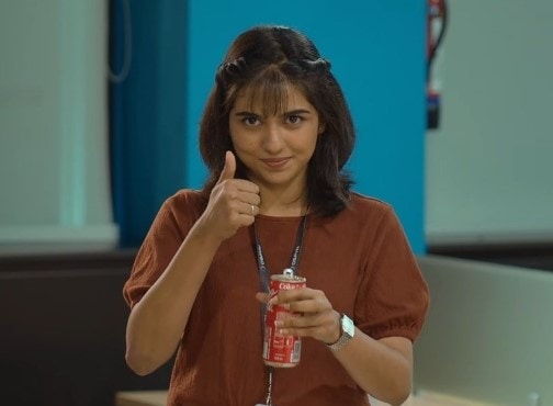 Mamitha Baiju as Reenu in Premalu