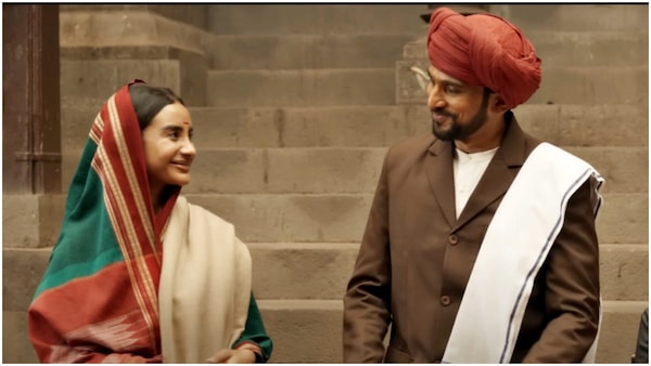 Phule Movie Review