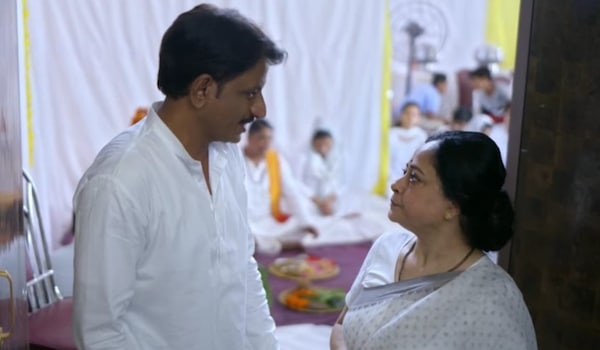 Rajesh Tailang and Sheeba Chadha in Bakaiti
