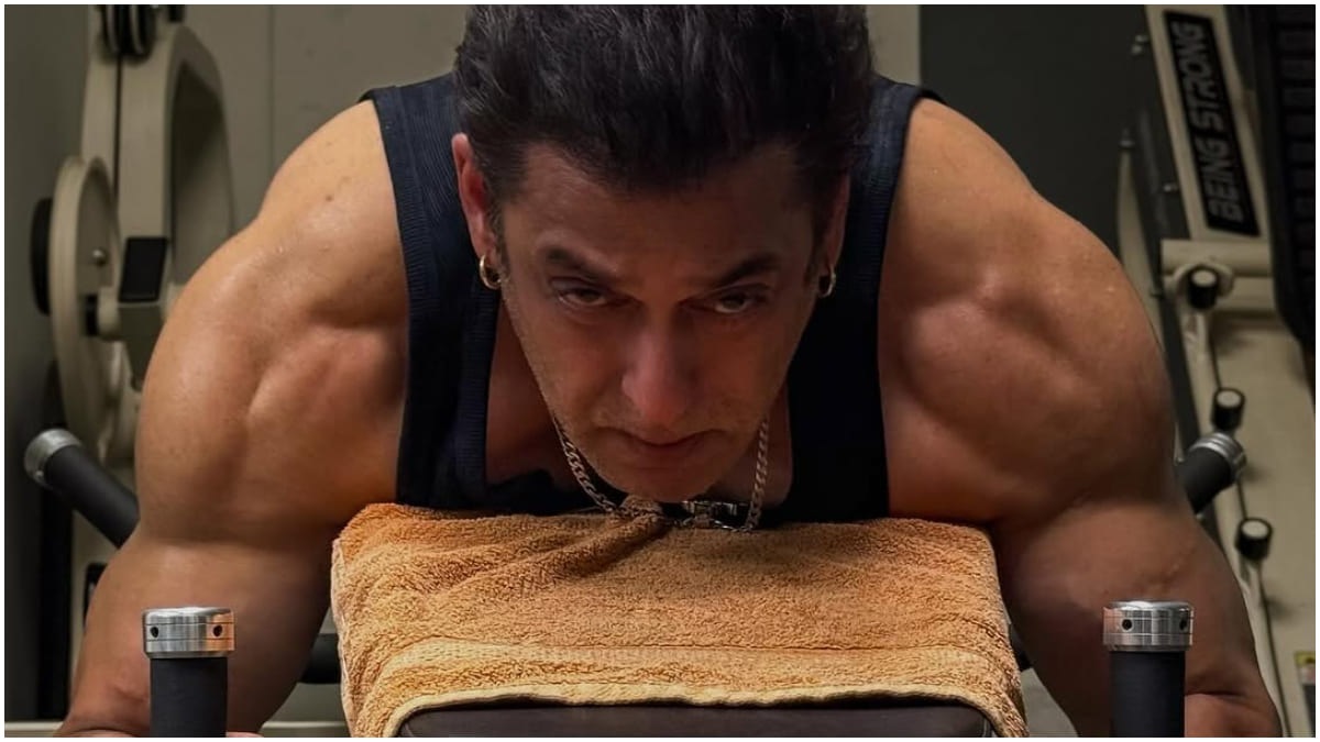 Salman Khan shares a chiseled picture from gym amid death threats, fans say, ‘Bhai thoda shariff Kya huye...saari duniya badmash ho gayi’