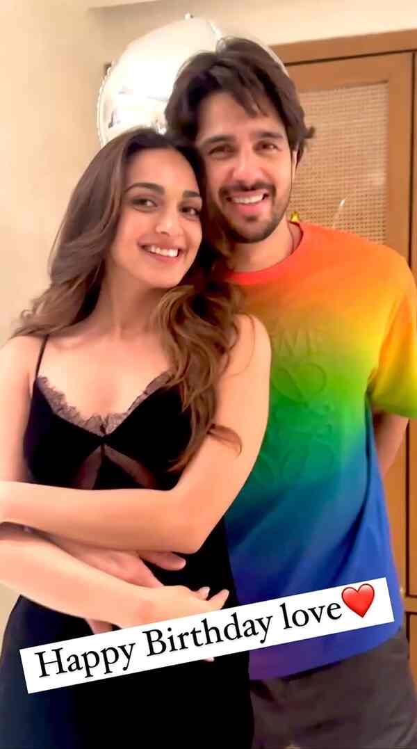 Sidharth Malhotra celebrates his birthday with Kiara Advani