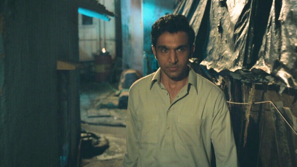 Still from Saare Jahan Se Accha.