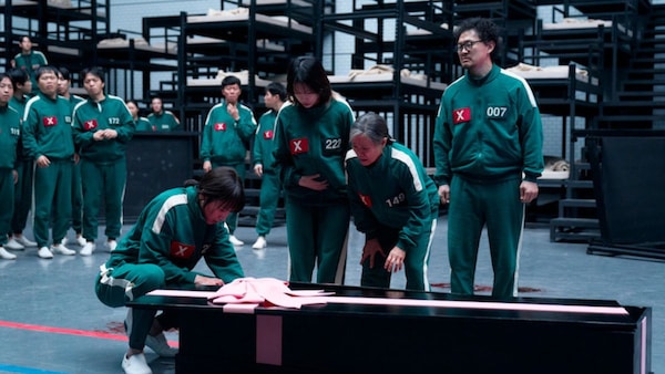 Still from Squid Game 3.