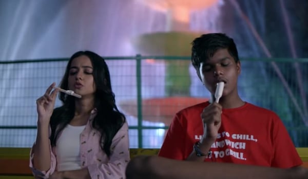 Tanya Sharma as Naina and Aditya Shukla as Bharat in Bakaiti