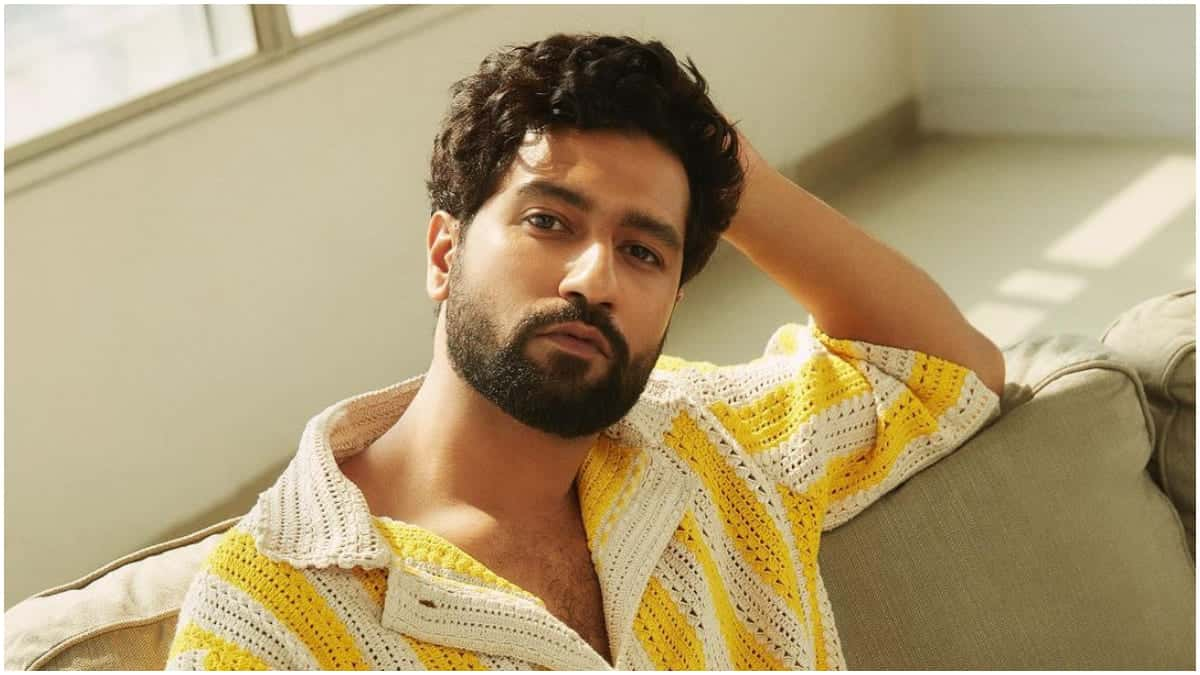 Pookie Vicky Kaushal working out while being the ultimate lover boy is the only video that can heal your mid-week blues - Watch