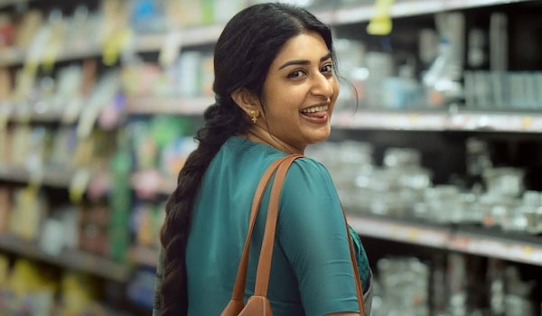 L366: Meera Jasmine's character poster from Mohanlal-Tharun Moorthy's film is out