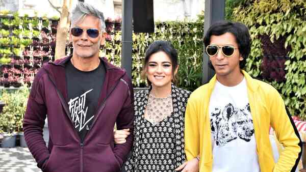 Lakadbaggha: Milind Soman and the film team visit Kolkata