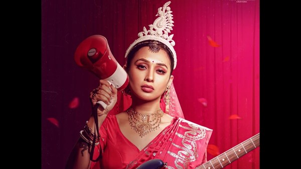 Mimi Chakraborty dresses up like a bride, announces her new music video