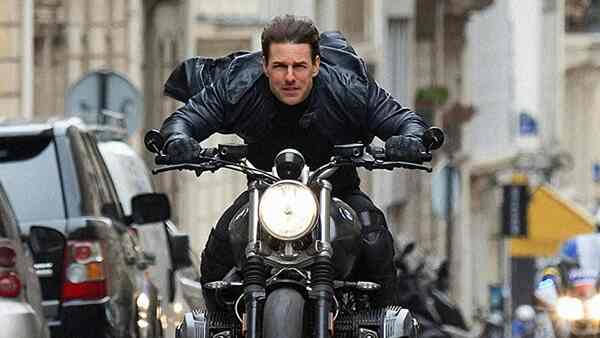 Mission Impossible 7: Tom Cruise flies off a cliff on a motorcycle, pulls off one of his most deadliest stunts