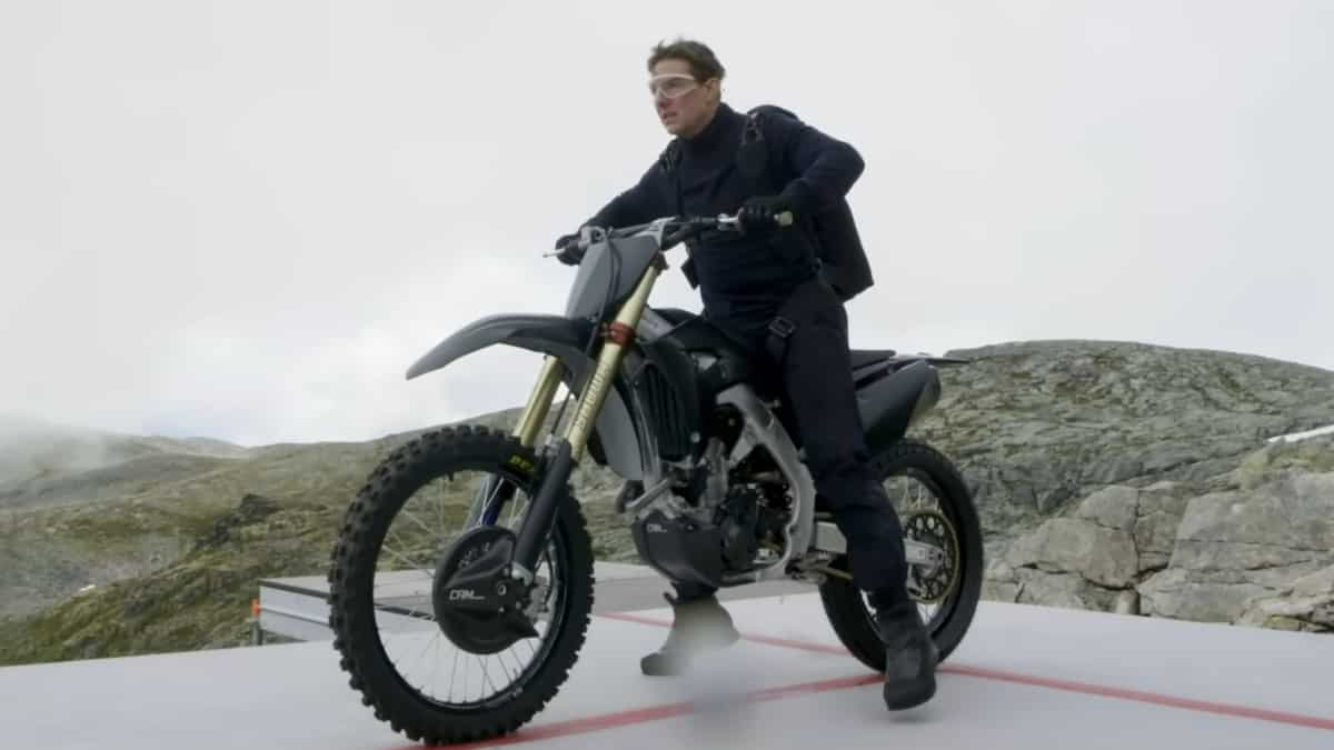 Mission: Impossible—Dead Reckoning Part One: Tom Cruise does the