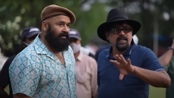 Mohanlal and Santosh Sivan during the shoot of Barroz