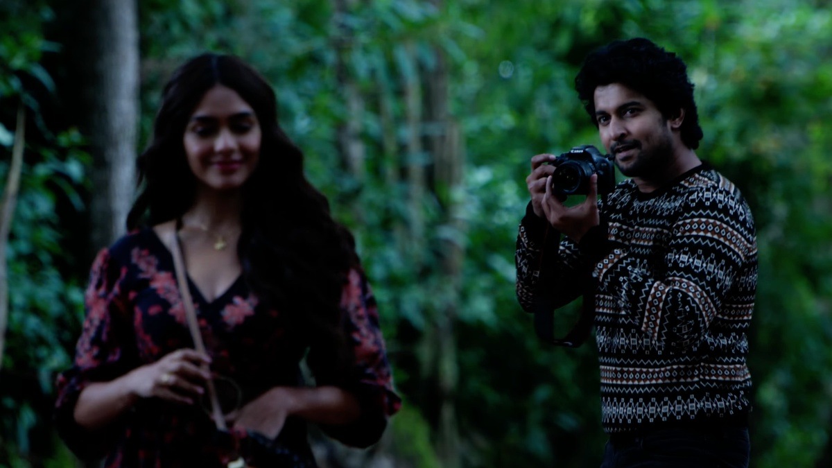 Hi Nanna: Nani, Mrunal Thakur are smitten by one another in Samayama, a duet