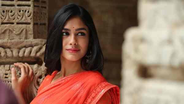 Mrunal Thakur