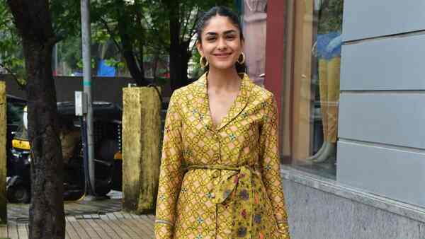 Mrunal Thakur on Thadam remake opposite Aditya Roy Kapur: Playing a cop has been on my checklist