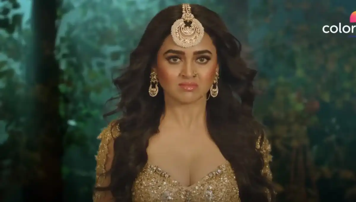 Naagin 6 promo: How will Prarthana fight the terrorists and deal with the new dangerous creature? - Watch