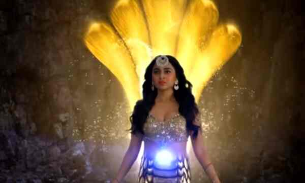 Naagin 6: Pratha gets SHOCKED, encounters Prathna as an ENEMY