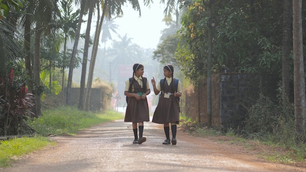 Sanidhya Acharya and Samruddhi Kundapura in Naale Rajaa Koli Majaa