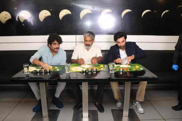 Ranbir Kapoor joins Nagarjuna and SS Rajamouli on a scrumptious South Indian meal, as part of the Brahmastra promotion