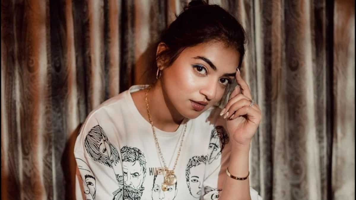 https://www.mobilemasala.com/movies/Nazriya-Nazim-Fahadh-to-make-her-OTT-debut-with-a-legal-drama-Heres-what-we-know-Exclusive-i203207