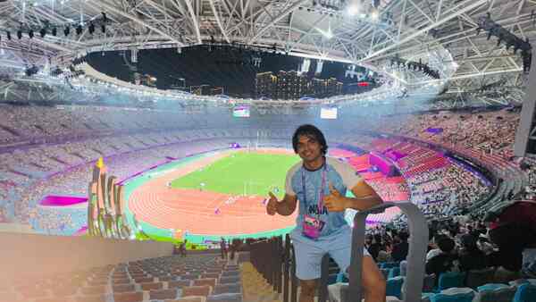 Ajay Devgn, Kareena Kapoor, Prabhas and others congratulate Neeraj Chopra for winning GOLD at World Athletics Championships