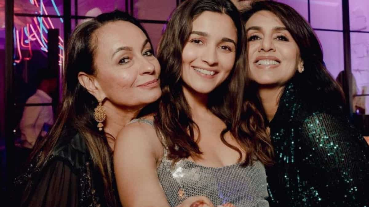 Alia Bhatt's Baby Shower To Be Hosted By Neetu Kapoor And Soni Razdan