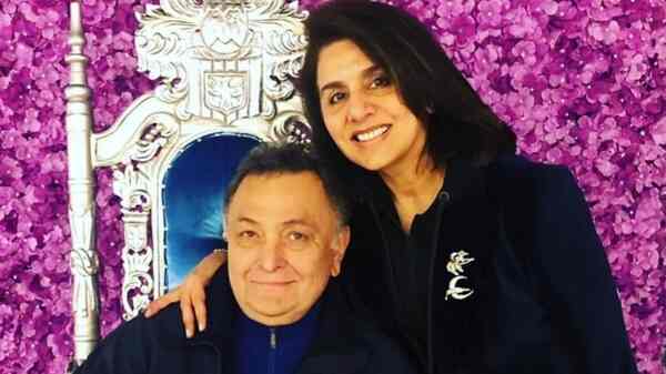 Sharmaji Namkeen: Neetu Kapoor reveals Rishi Kapoor wanted to complete film after his cancer treatment