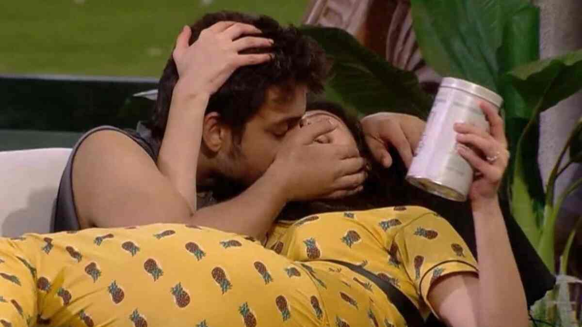 Bigg Boss 17: 'Eww, shameless,' netizens react to Samarth Jurel kissing Isha Malviya on the show