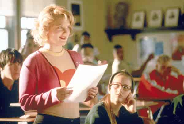 A still from Never Been Kissed.