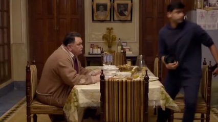 Rishi Kapoor told crying Rajma Chawal co-star Anirudh Tanwar 'ro kyu raha hai, samosa kha'