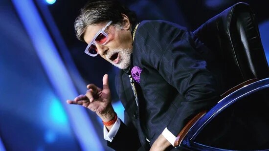 Amitabh Bachchan pens rap song 'khelenge KBC, jaante nahin ABC', Siddhant Chaturvedi reacts in Gully Boy style