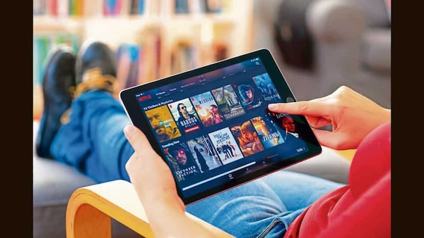 India has 424 mn OTT viewers, 119 mn paid subscriptions: Report