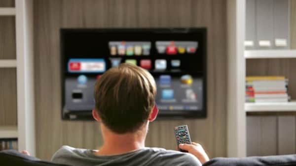 Streaming video takes a leaf out of conventional TV with periodic episodes
